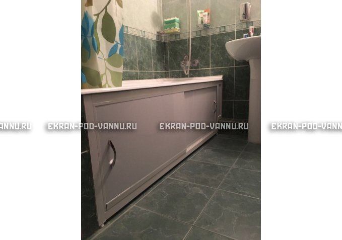 Экран  EUROPLEX Роликс белый с вставкой – купить по цене 10400 руб. в интернет-магазине в городе Пермь картинка 2