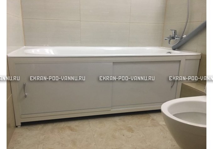 Экран  EUROPLEX Роликс белый с вставкой – купить по цене 10400 руб. в интернет-магазине в городе Пермь картинка 4